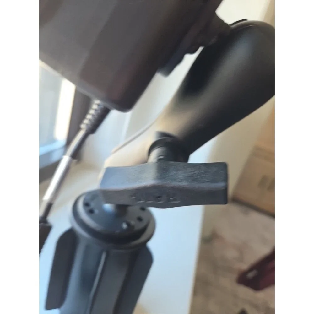 RAM Vehicle Cup Holder Phone/ HONEYWELL GPS Holder Model CX85-VD-WL Heavy Duty